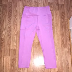 Fuschia Capri Leggings with Pockets